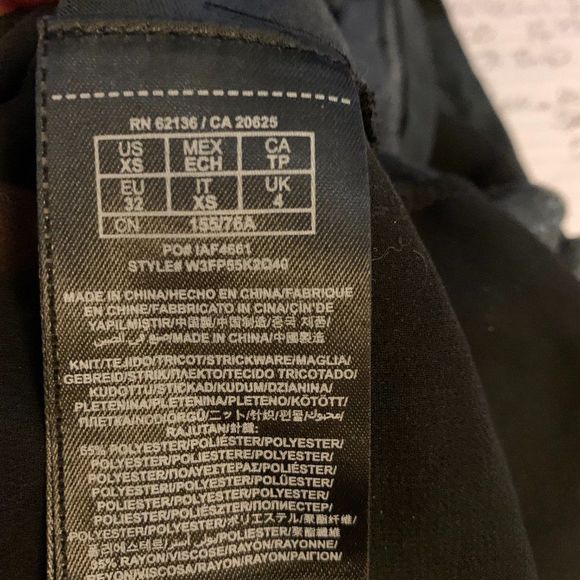 Guess Womens Top XS Grey Multi Embellished Foil Sleeveless Lightweight - Picture 12 of 15